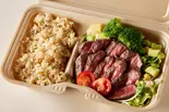 【筋トレ後のゴールデンタイムに】牛赤身肉のステーキBOX -Beef Steak-（まめたまの頑張らないダイエット食堂 幡ヶ谷店）