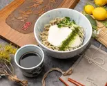 ヘルシー ～ 山かけ（銀座創業40年老舗そば屋「多吉」）