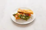 スモークサーモンとクリームチーズのバゲットサンド(mixture)