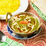 【女性に大人気‼】ほうれん草チキンカレーセット [Popular with Ladies！！] Saag Chicken Curry Set（SAHANA INDIAN AND NEPALI RESTAURANT＆BAR）
