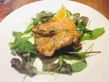京都丹波地鶏の石窯焼き  シンプルなローズマリー添え（TENEREZZA）