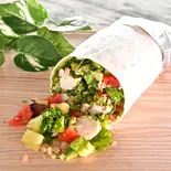 【高たんぱく】プロテインサラダブリトー 【High Protein】Protein Salad Burrito（チョップドサラダ専門店 フィットグリーン 新宿 Chopped Salad FitGreen Shinjuku）