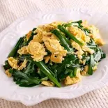 ニラと玉子炒め(中華料理錦楽軒)