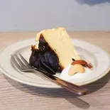 三種のとろけるバスクチーズケーキ(ぎるふりかふぇTOKYO)
