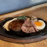 ☆黒毛和牛すき焼きのハンバーグ単品(ご飯なし)（君のハンバーグを食べたい 則武新町店）