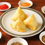 サモサ(1P) Samosa (1 Piece)（プジャ六甲）