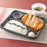 チキンカツ定食(みそ汁付)（匠屋(たくみや) なんば店）