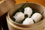エビ餃子(3個) Shrimp Gyoza Dumplings（けむり屋 なんば2号店）