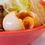 煮玉子（恵比寿ブタメン西千葉駅前店）