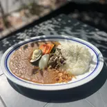 淡路島仕立ての焼野菜カレー(天現寺カフェ)