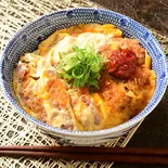 ピリ辛カツ丼（カツ丼屋 八方 平井店）