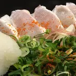 とらふぐ ぶつぎり浅湯引き2～3人前（旬彩和食くつろぎ(海鮮丼/寿司/天むす/弁当/ふぐ鮟鱇鍋)）