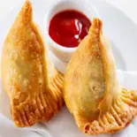サモサ1個 / Samosa 1pic(【スパイス王国インドで長年修行したシェフのこだわり料理】Himalayan Spice and Masala Mart)