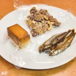 燻製3種盛(チーズ、ミックスナッツ、干魚)（居酒屋たこっちさん）