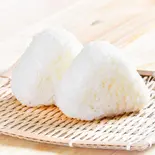 塩むすび（山形県飯豊町アンテナショップ IIDE）