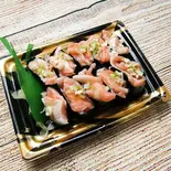 サーモンハラス軍艦 塩だれ風味 2貫(本まぐろ専門店 まぐろ壱)