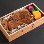 牛ソースカツ重(牛カツ京都勝牛 四谷三丁目店)