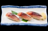 自家製〆サバ三貫（おたる亭 出前寿司）