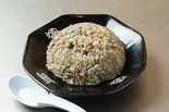 黒チャーハン（長崎佐世保らーめん 麺処あきら 神楽坂店）