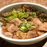 和牛カルビ丼(並)(にくどころ参香)