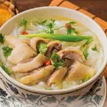 PHỞ GÀ 鶏肉フォー（ベトナム料理BIEN XANH QUAN）