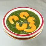 ほうれん草エビカレーHorenso Ebi Curry（BASURI NEPALI ＆ INDIAN RESTAURANT）