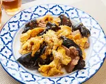 豚肉と卵と木くらげ炒め（千客万来白馬）