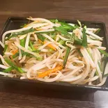 ニラもやし炒め（チャイナカフェ＆レストラン膳坊 並木通り店）