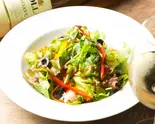 10種野菜のグリーンサラダ(肉酒場ブラチョーラ 練馬店)