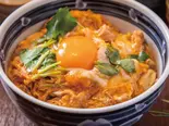 大山鶏の親子丼 ※赤玉別容器(小雀弥 -こがらや- 天満店)