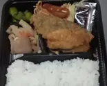 ミックスフライ弁当(あじ・イカフライ)(〜国産こだわりの店〜 味の枝)