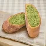 厚切りガーリックバゲット（大盛無料の洋食屋さん。五つ星パスタ）