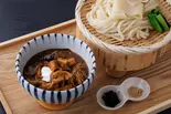 黒カレー肉汁うどん（肉汁うどん武讃 神保町店）