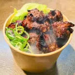 中落ち牛カルビ丼100g（炭火焼鳥 炭火屋一）