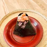 黒米入り 三五八鮭（おにぎりや ヤソハチ）