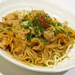 牛ホルモン焼きそば（ちかいち）