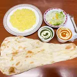 2種類カレーセット（インドダイニング＆バー ナマステ）