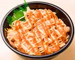 明太チーズマヨサーモン丼(73)（魚丼 北千住本店）
