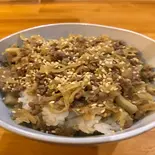 ウルラ丼（家庭料理の店ウルラ）
