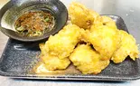 ホルモン天ぷら（お弁当とまぜそば ラーメン居酒屋統領）