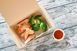 【たんぱく質25.3g】韓国風ゆで鶏くん(鶏むね肉)150g 【Protein 25.3g】 Korean Chicken-Kun 150g（鶏胸肉とブロッコリー チキンブラザーズ 新宿店 Chicken Brothers Shinjuku）