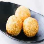 揚げゴマ団子(中華料理 宮)