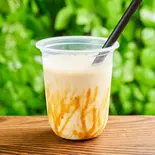 キャラメルラテ風バナナジュース（スイーツカフェスタンド ニューヨーク）