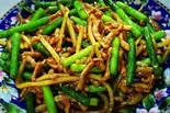 豚肉とニンニクの芽炒め（蘭蘭 サンシャイン通り店）
