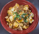 マーボー豆腐丼（青山ふーちん）