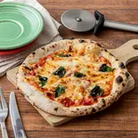 【王道ピザ】マルゲリータ(おひとりさまピザ専門店 ピッツァフォルトゥーナ pizza fritta&pizza pizza fortuna)