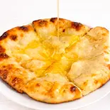 ハニーチーズナン / Honey Cheese Nan（インドレストラン ラザ 船橋法典）