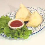 サモサ2p Samosa（サハラ狛江）