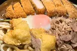 鶏天温玉カツカレーうどん(醤屋万吉のうどん)