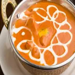 【店長お勧め】バターチキンカレー 【Manager's Recommendation】Butter Chicken Curry（アジアンダイニングシバマハル）